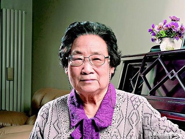 屠呦呦很精彩获奖感言,每一段都能让人醒悟人生,涅槃重生!(图8) 屠呦呦很精彩获奖感言,每一段都能让人醒悟人生,涅槃重生!(图8)