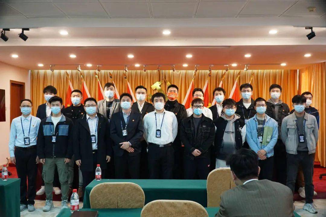 致敬榜样,砥砺前行—珠海空管站管制运行部举行2021年度先进荣誉颁奖仪式(图22) 致敬榜样,砥砺前行—珠海空管站管制运行部举行2021年度先进荣誉颁奖仪式(图22)