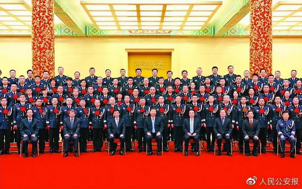 喜报“国字号”荣誉！高新分局民警黄永先荣获“全国优秀人民警察“称号(图1)