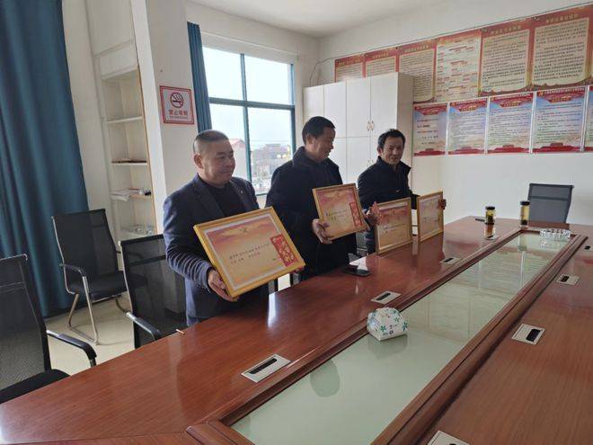喜报 | 徐桥镇3名现役军人获荣誉称号(图2)