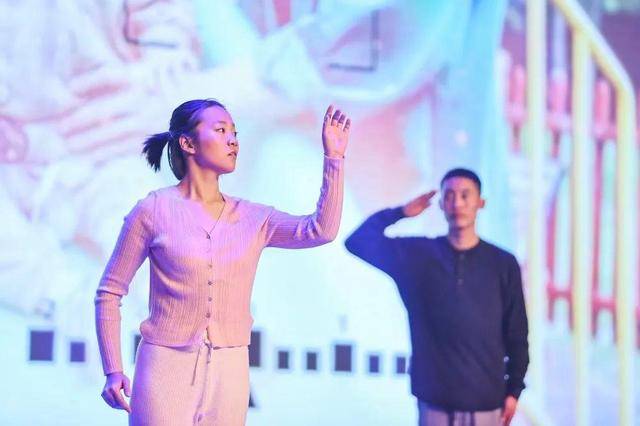 最美“济南第一团”传人阔步荣誉殿堂,军人军属共享荣光(图3) 最美“济南第一团”传人阔步荣誉殿堂,军人军属共享荣光(图3)